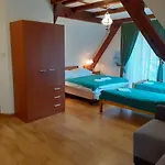 ホームステイ Spichlerz リジェボ